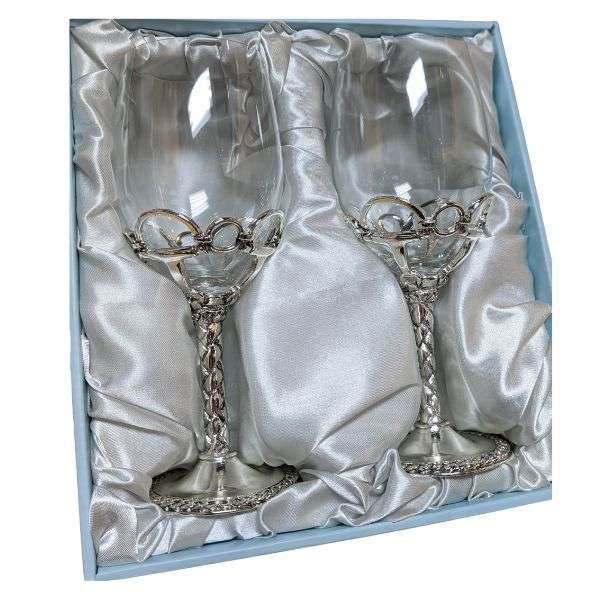 arthur court equestrian wine glasses in box