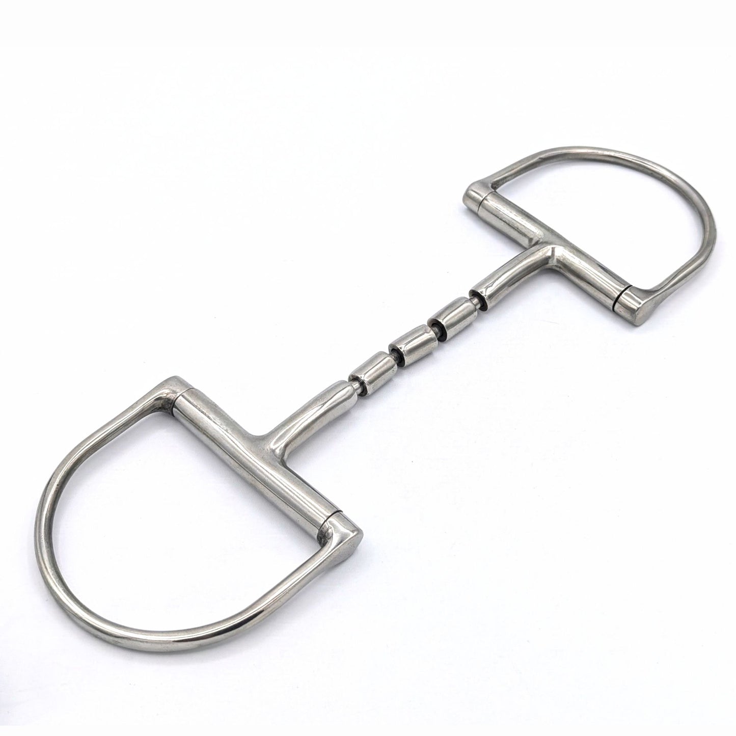 Stainless steel Hunter Dee bit with a flexible multi‑jointed barrel mullen mouthpiece, shown on a white background for clear product detail.